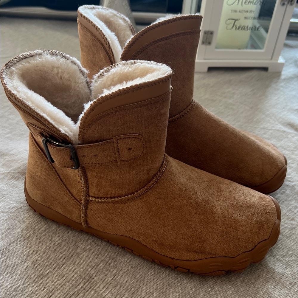 Hike Footwear Cozely Women’s Fur-Lined & Ergonomic Barefoot Shoes